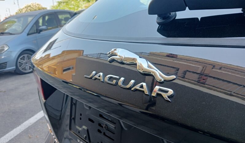 Jaguar E-Pace 2.0D 150 CV full