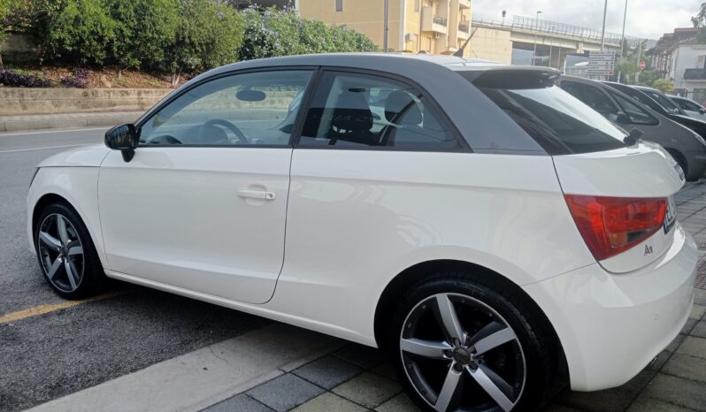 Audi A1  1.6 tdi Ambition 105cv full